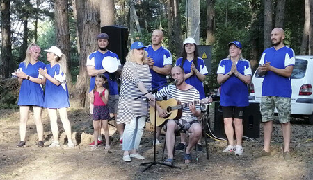 Как здорово, что все мы здесь сегодня собрались…